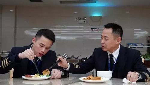 猎鹰飞翔航空俱乐部,猎鹰飞行俱乐部能学飞行吗
