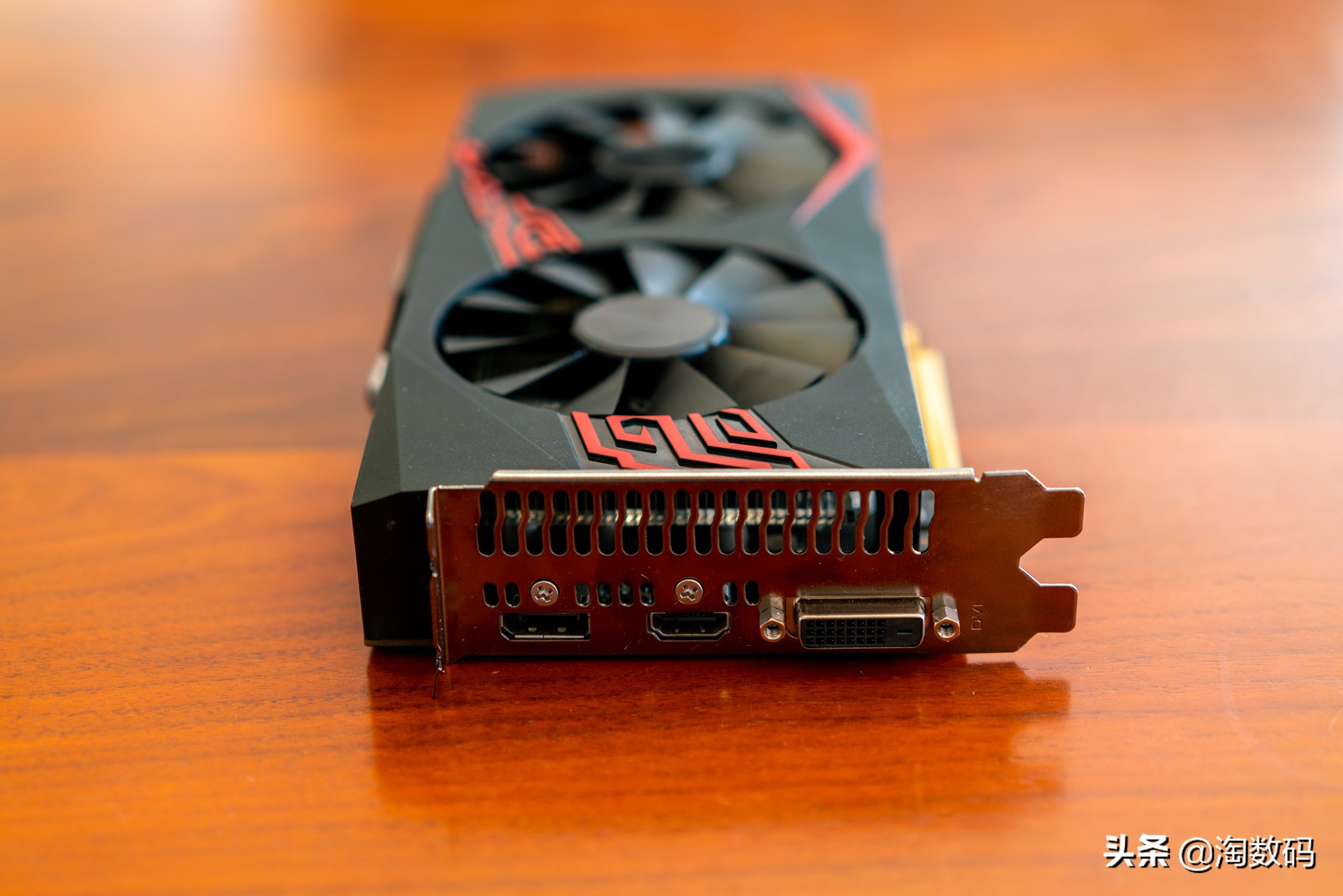 华硕rx580t8g吃鸡表现,华硕rx5808g游戏表现