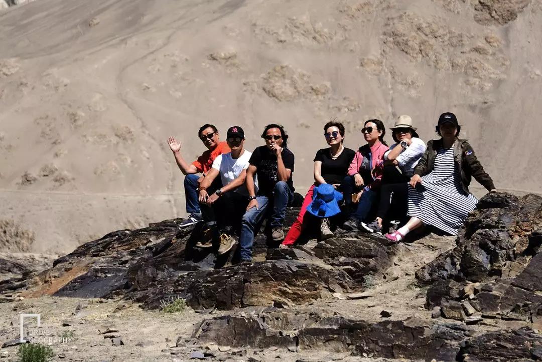 中国牌照车在国外自驾游,开中国牌照车去外国