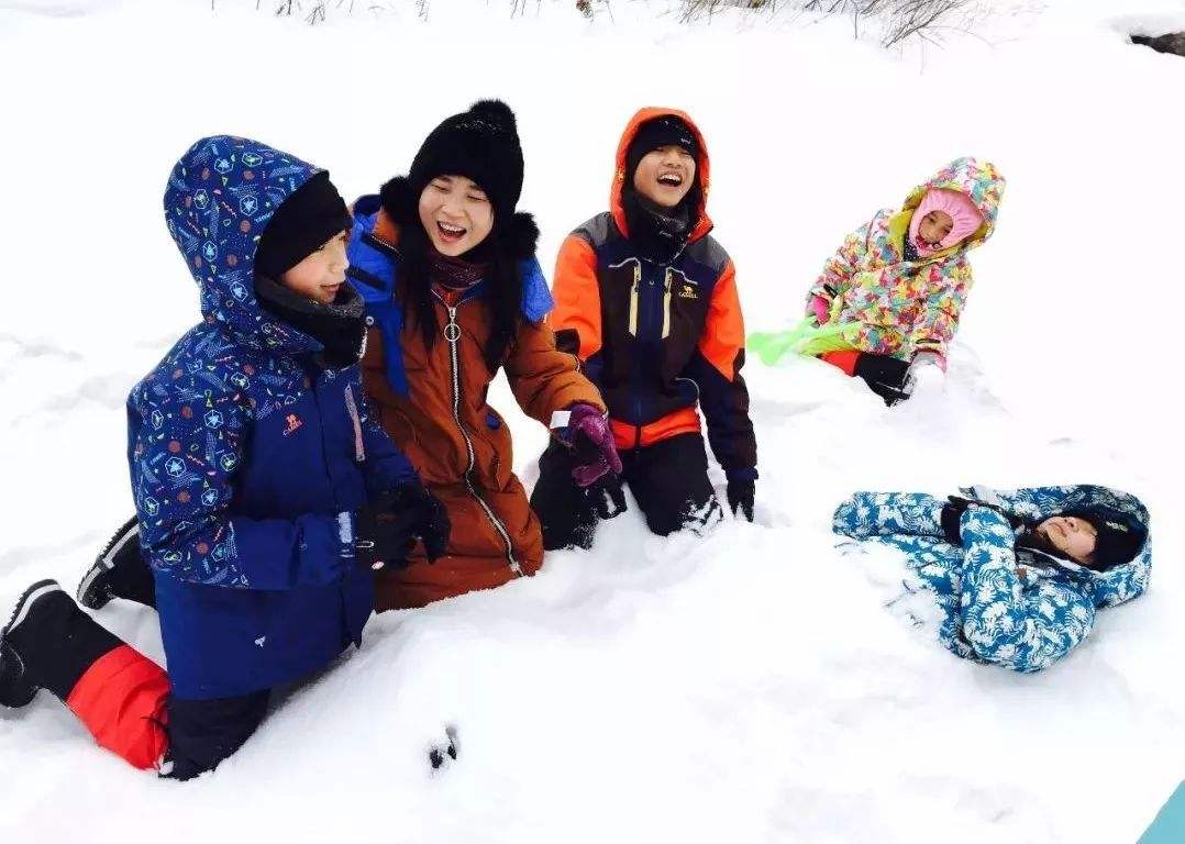 夏天给孩子买什么样的鞋比较好,给孩子买鞋买大多少合适