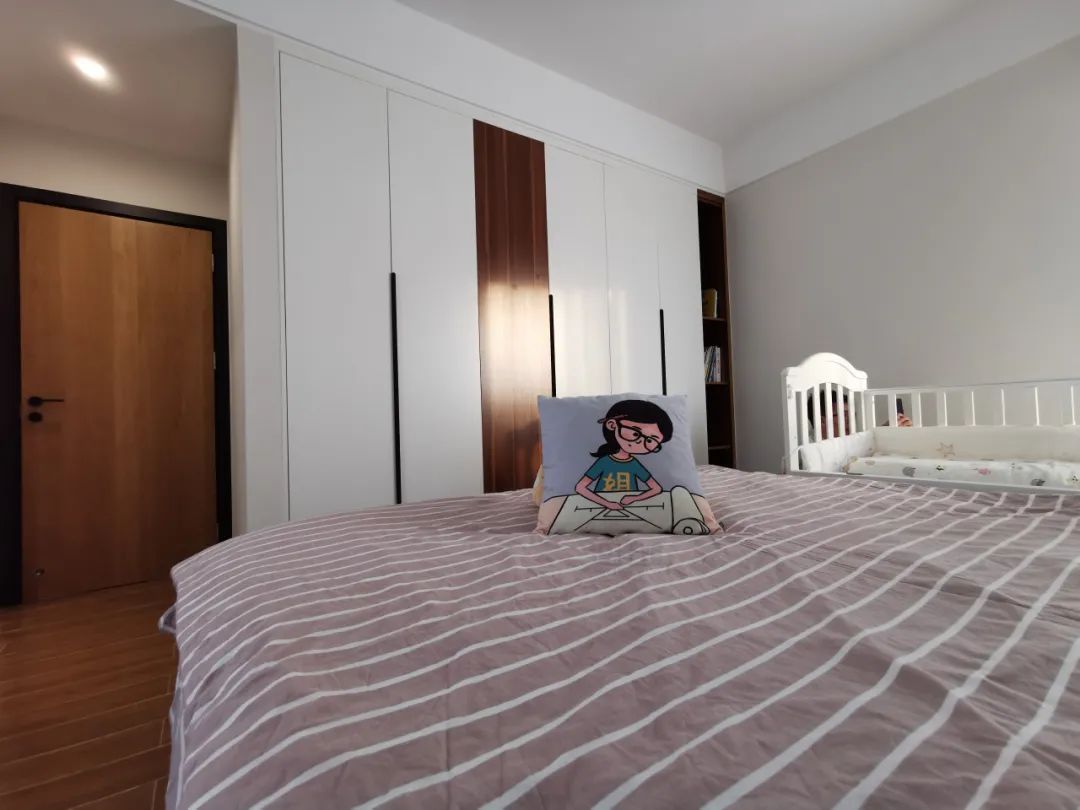 悬浮吊顶和双眼皮吊顶哪个效果好,双眼皮吊顶和无吊顶双眼皮区别