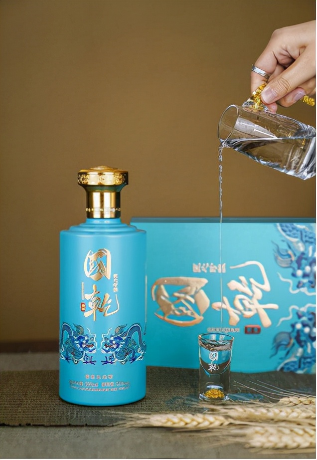 各类酱香型纯粮酒现场展示品尝,盘点100%纯粮酿的6款酒