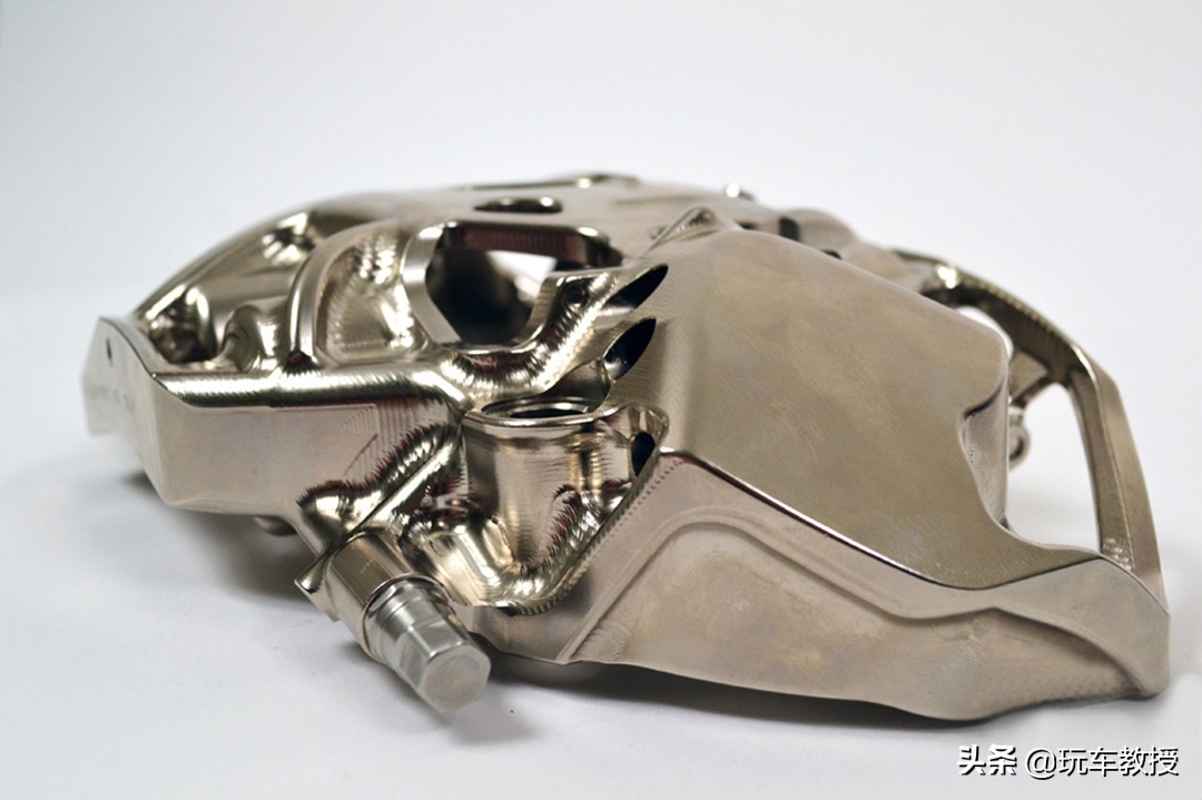 F1钛合金刹车，售价20万？