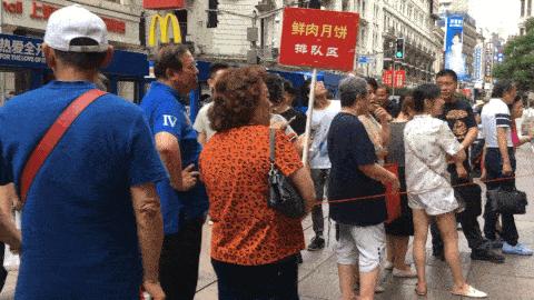 被代购疯狂刷屏后，代吃居然火了