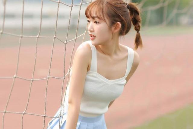 十二星座女初吻都给了哪个星座男,12星座初吻年龄双鱼座