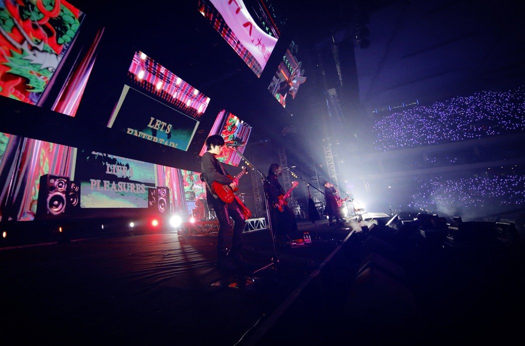 周杰伦助唱五月天,周杰伦谈和阿信说好不哭