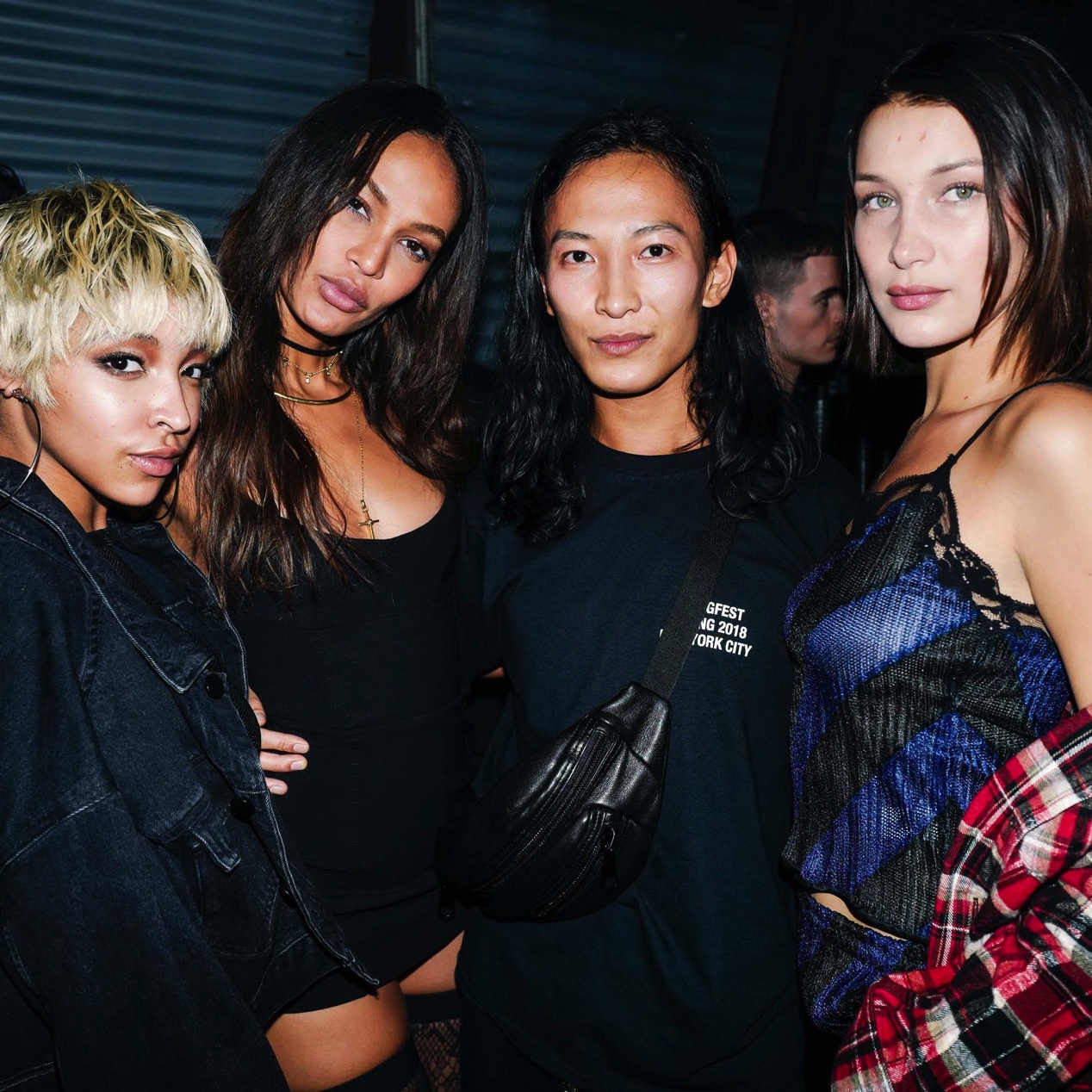 华裔爆款设计师疑似下药性侵多名男性，摸*体下**捏胸是日常操作？