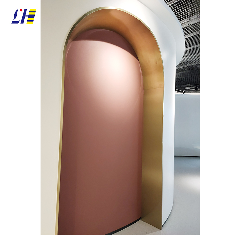 现代时髦装饰材料，不锈钢香槟金门框，人人都夸太有档次了