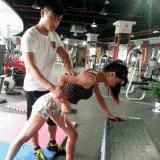 健身房器械使用大全讲解女生,健身房练腿器械使用顺序