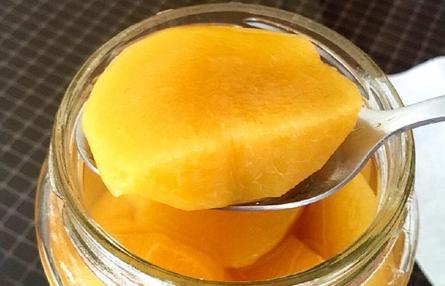 黄桃很好吃甜而不腻很新鲜,又脆又甜的本地黄桃