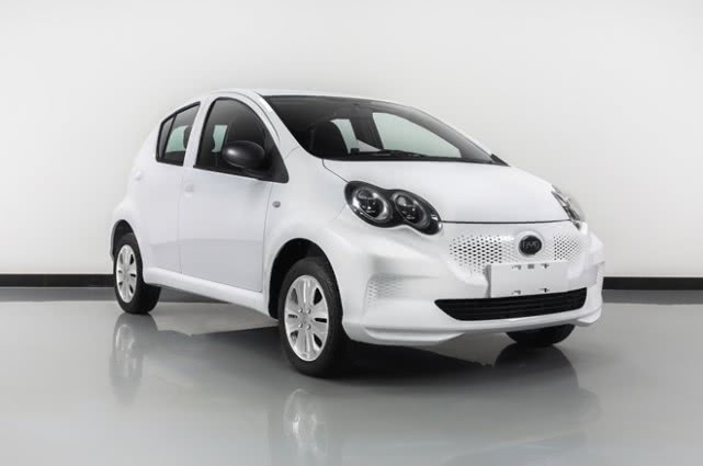 比亚迪f0新款2024价格,比亚迪f0新能源几座