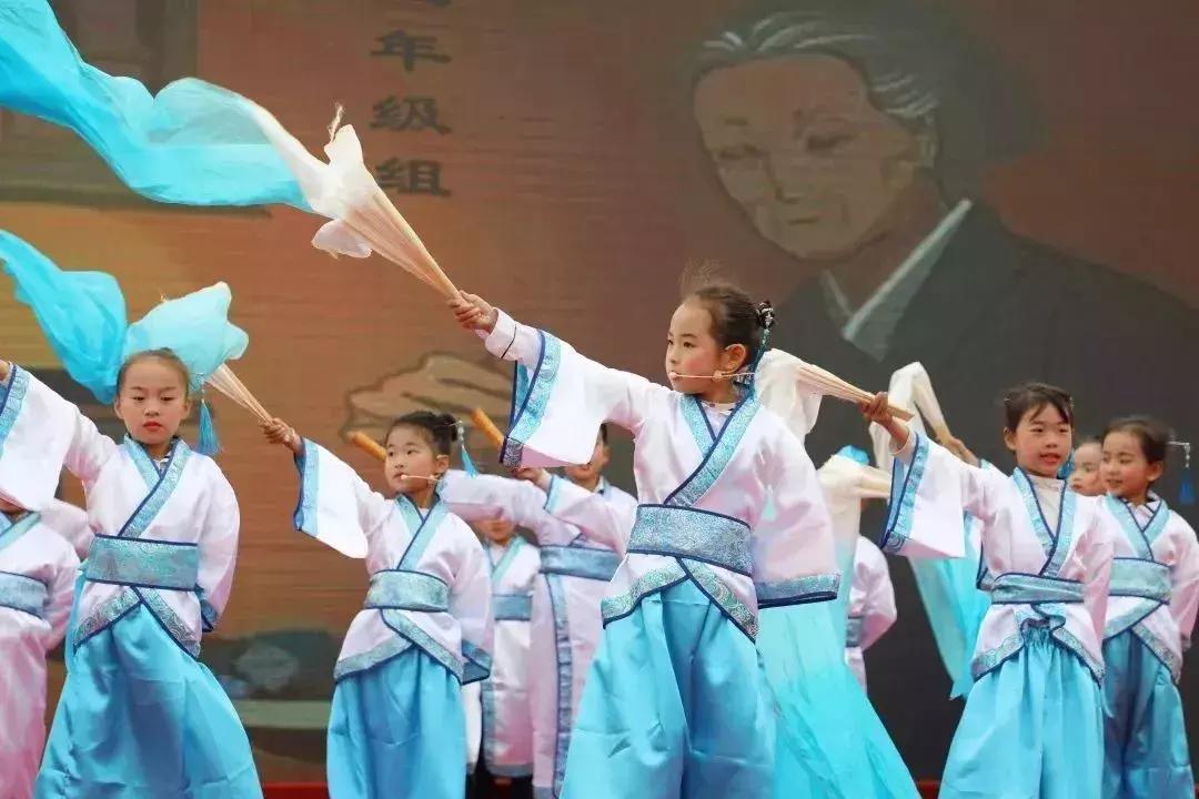 凤凰学校招生简章,凤凰学校招生公告