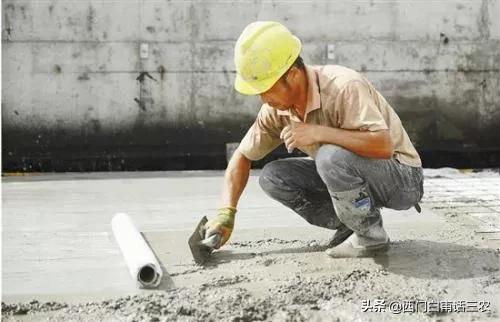 有人说，农民工一年赚6万一天赚300，比公务员还好，你怎么看