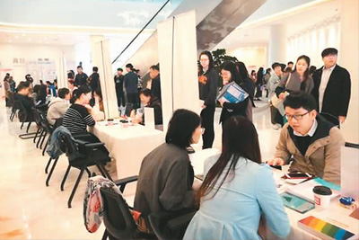 现代海外留学生归国例子有哪些,留学归国人员就业去向落实情况