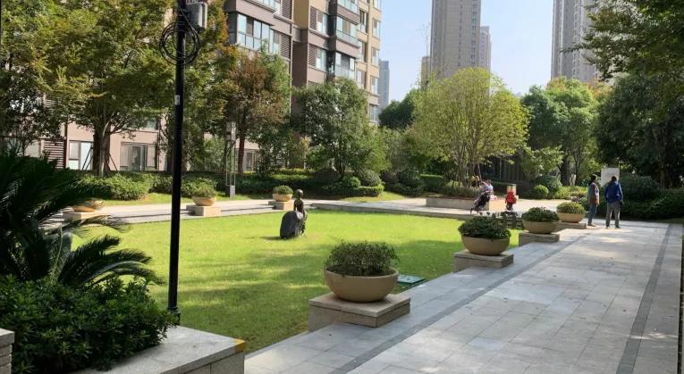 淮风晓月与金基嘉玥哪个好,淮风晓月南京