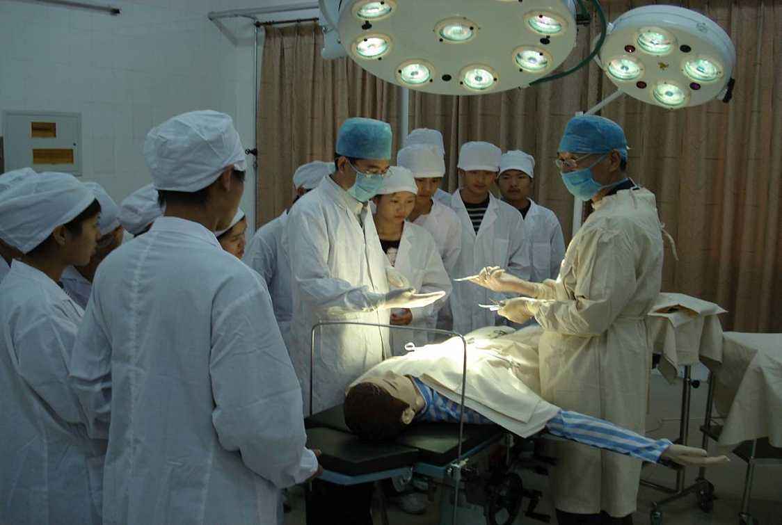 为什么有人学医学,为什么医学专业比较好考