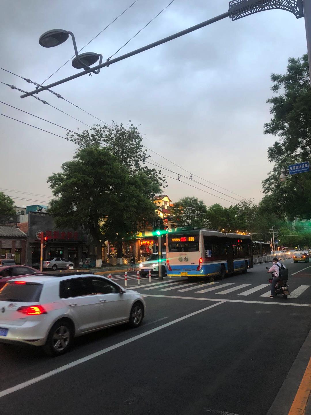 有人黯然离场,有人意气风发有人悄然退场