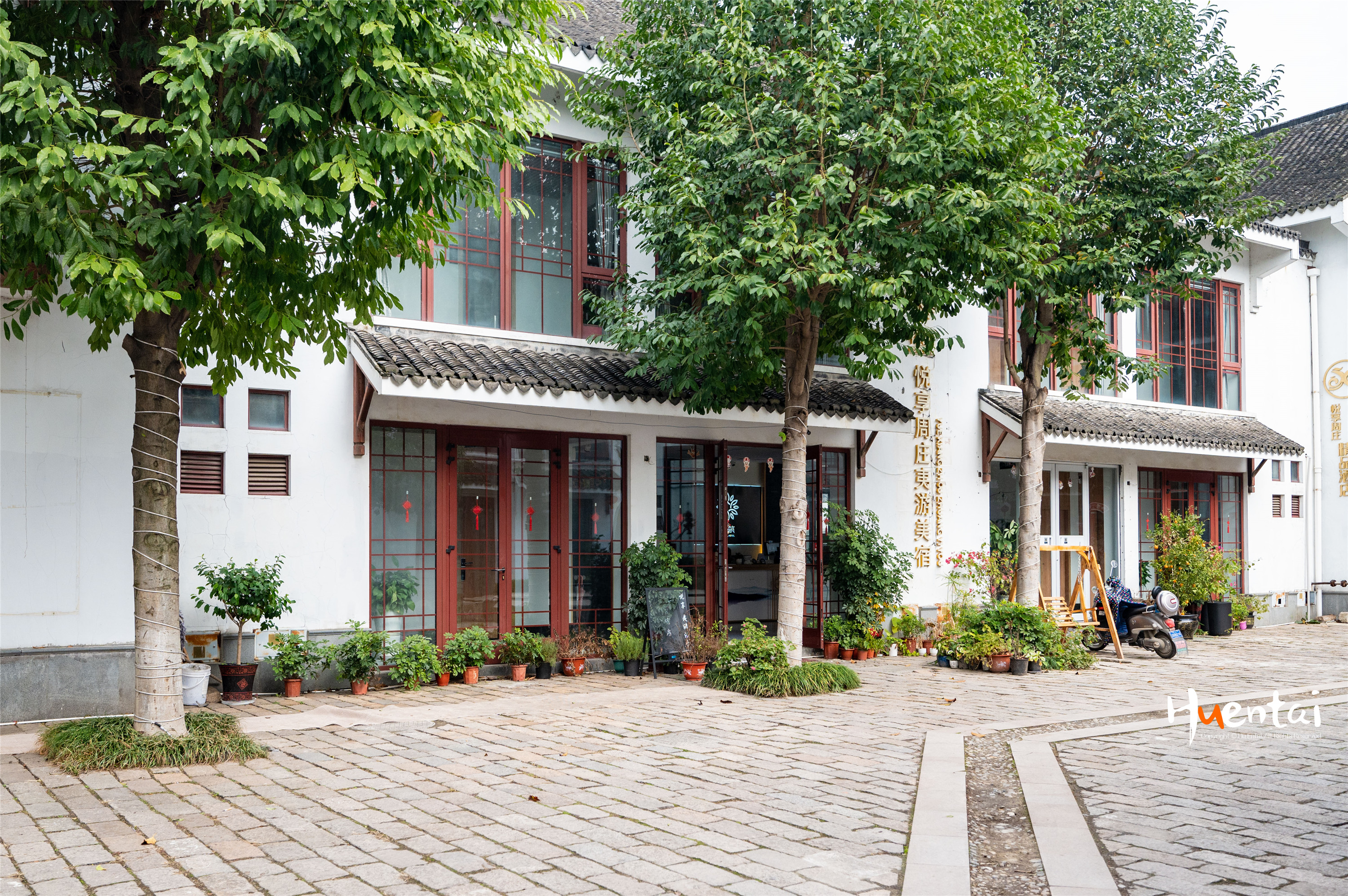 周庄哪个酒店性价比高,周庄住宿大概在多少钱一晚