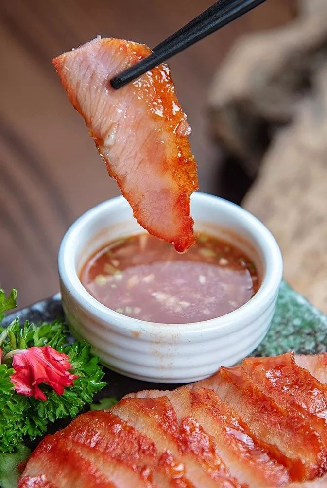 现代年轻人消费观只买吃的,当代年轻人消费观太真实了