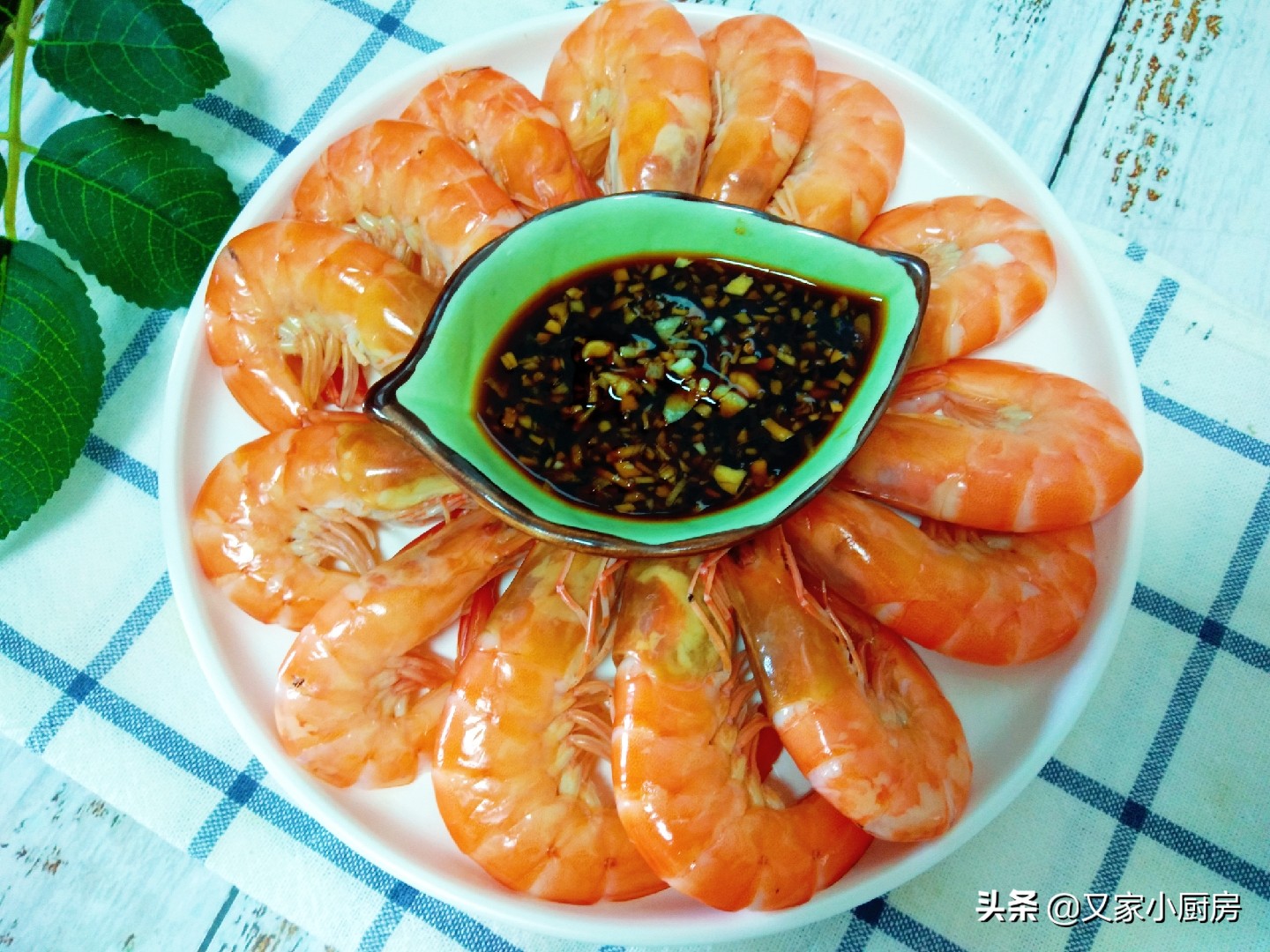 水煮虾是要热水下锅还是冷水下锅,正宗水煮虾的做法是热水还是冷水