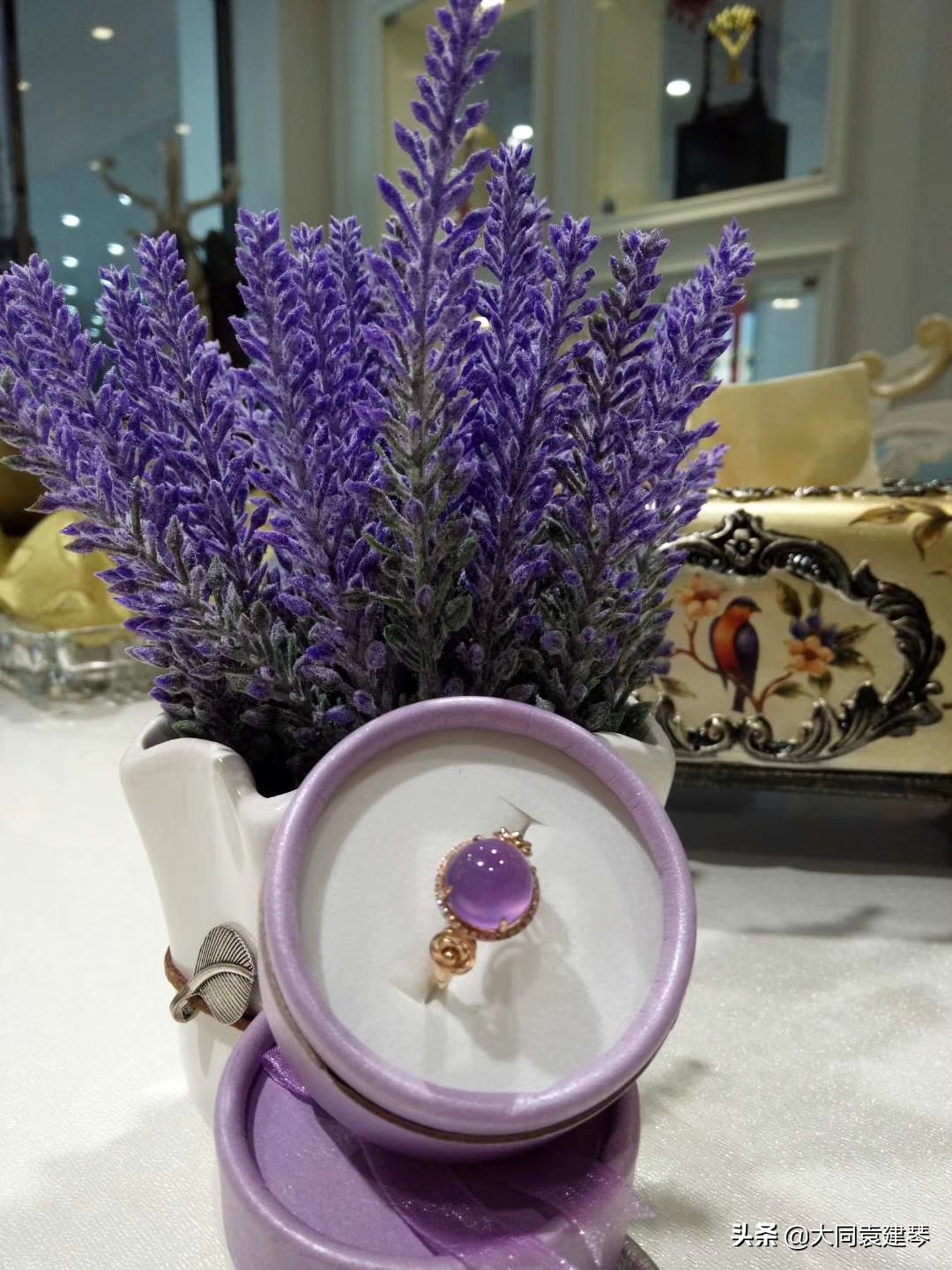 中国大片,中国大量抛售美国国债会怎么样