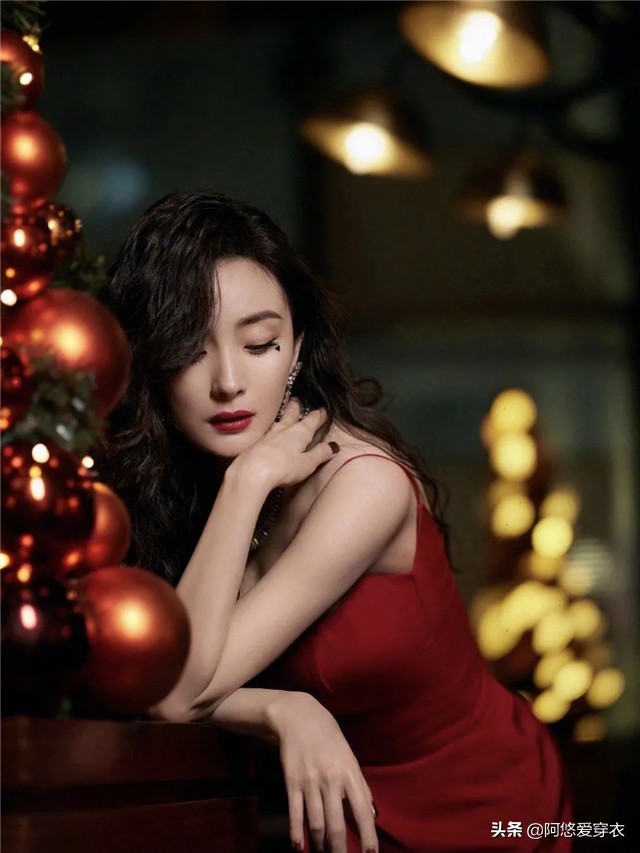 30-40岁女人适合的发型蛋卷烫,脸型小的烫什么发型好看40岁女人