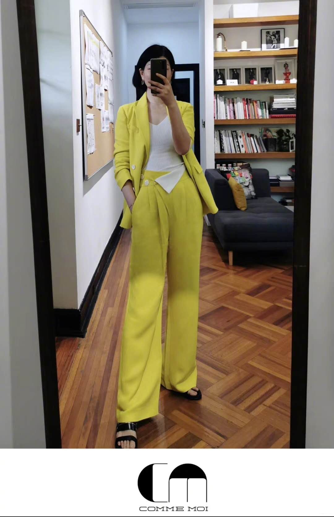 丑模吕燕近照曝光,“丑模”吕燕带娃现身