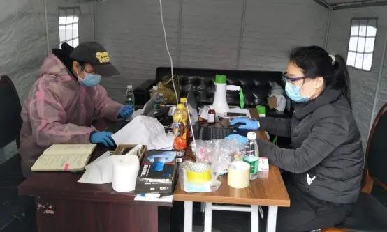 白袍法官护你平安,人民陪审员白袍法官