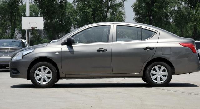 日产阳光10万公里后烧机油,日产阳光开了4000公里机油少了