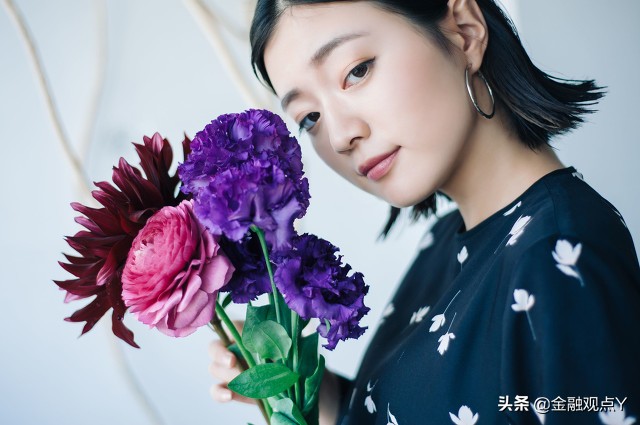 银行的工作真的不如公务员吗,银行好考吗值不值得考