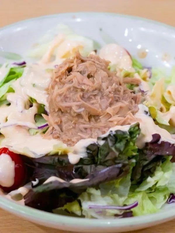 吃过萨莉亚的人，一半都给了“差评”