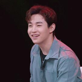 今天扒叔要说一位男星的瓜哦