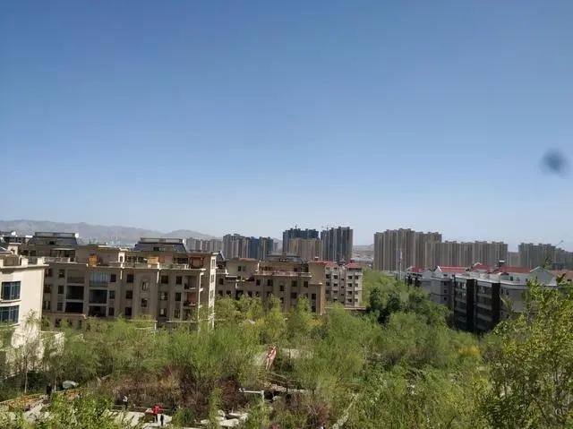 绿地城二期绿化乌鲁木齐,乌鲁木齐中海万锦公馆绿化环境