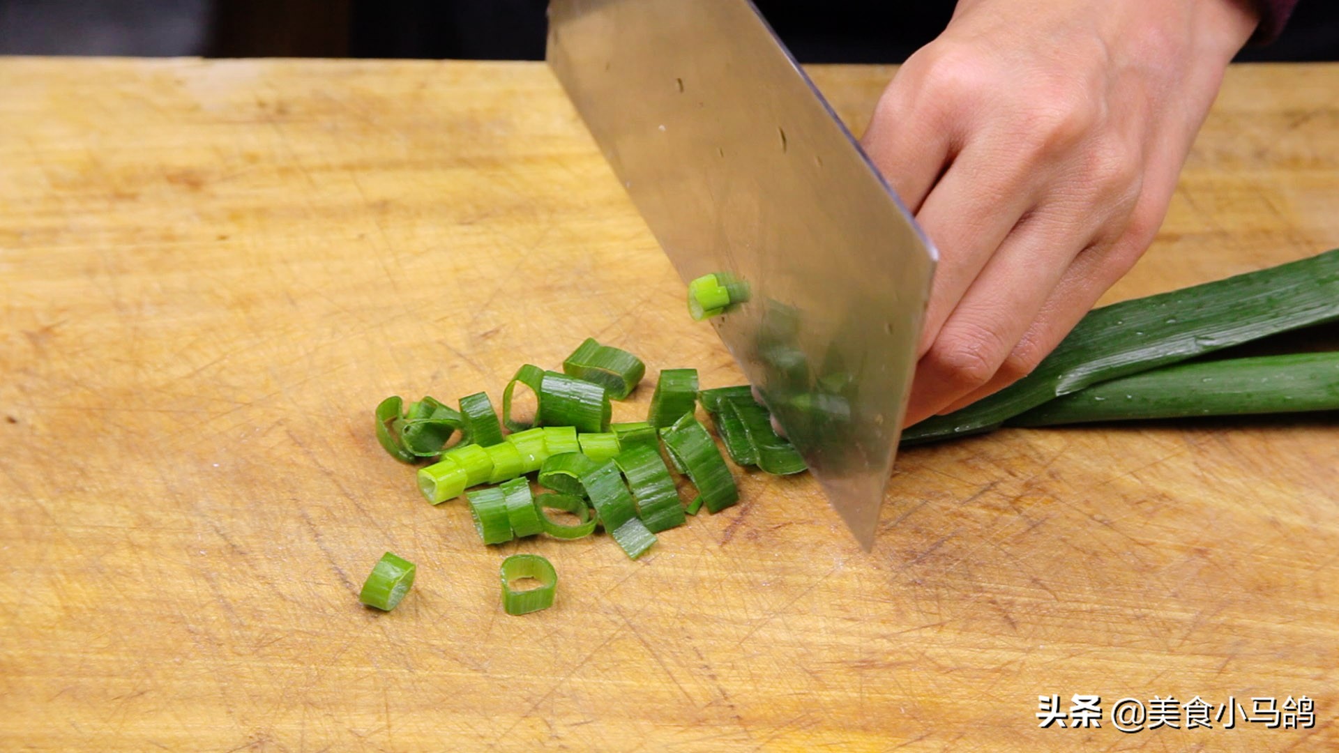 分享一道简单的家常清蒸鱼,居家省钱清蒸鱼的做法小技巧