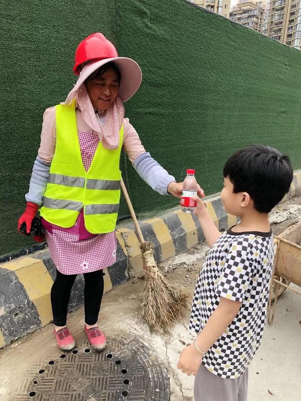 “展翅中国梦，腾飞我少年”福州市晋安区实验小学“从小学先锋，长大做先锋”少先队建队日系列活动简报