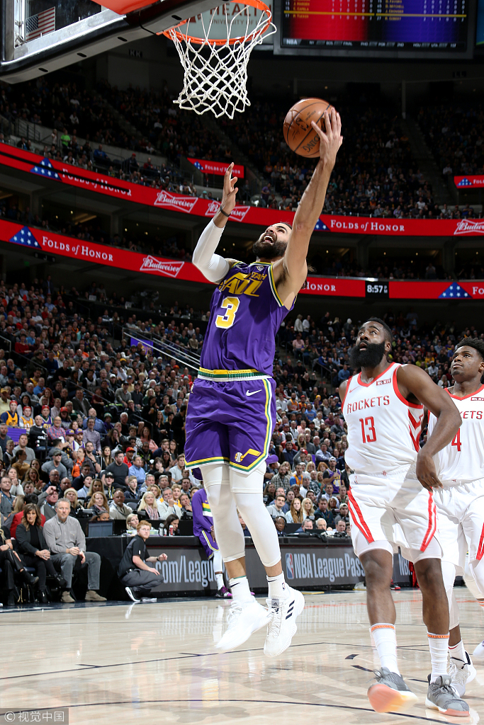 塔克上脚球鞋一览表,nba鞋王塔克赛场球鞋