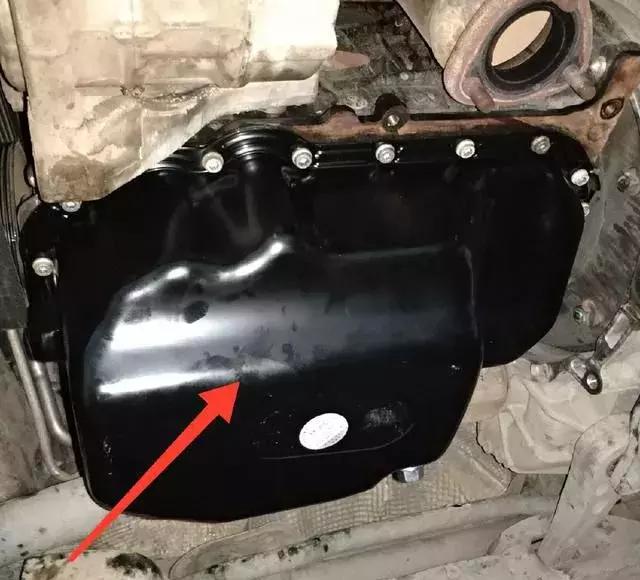 大众机油灯亮了要怎样消掉,4万公里的大众车机油灯