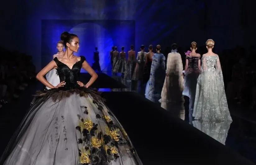 高定系列国货之光,高定真香