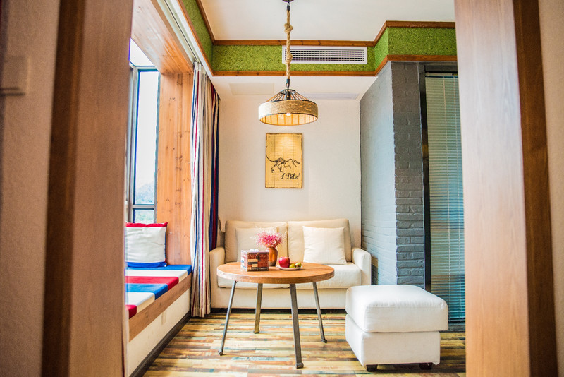 杭州看西湖住哪个酒店比较好,杭州西湖值得居住吗