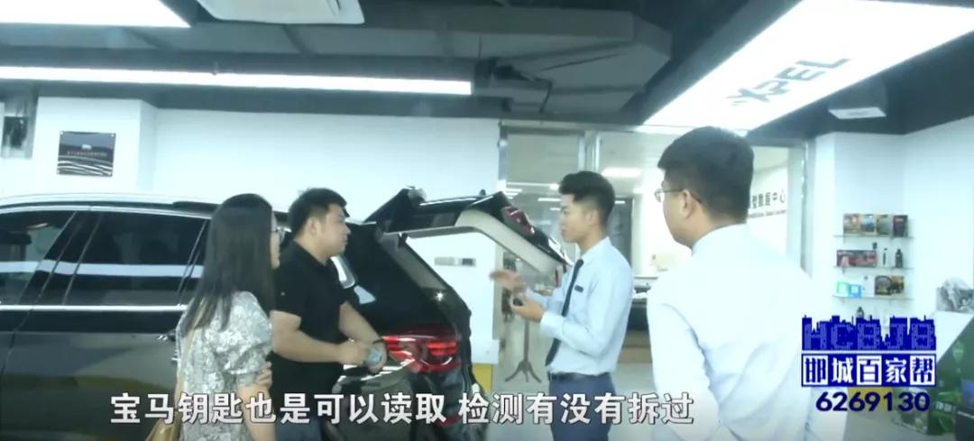 汽车尾灯裂纹属于质量问题吗,汽车尾灯好端端的有裂痕什么原因