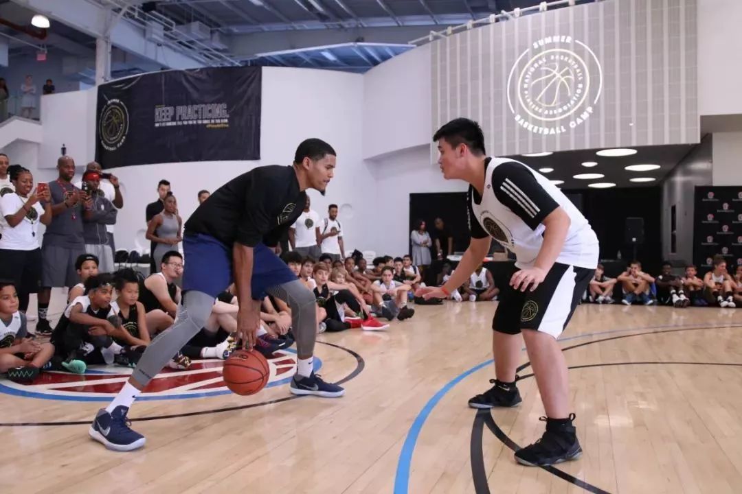 艾弗森一战证明自己,你永远不知道艾弗森有多强