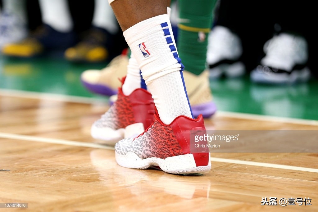 2018圣诞大战明星穿什么鞋,2018圣诞大战明星穿的球鞋