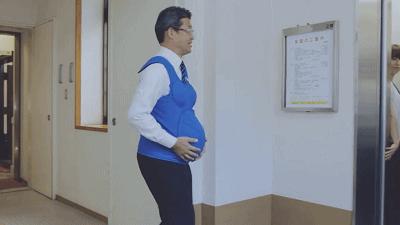 孕妇穿孕妇装过程,日本孕妇装男