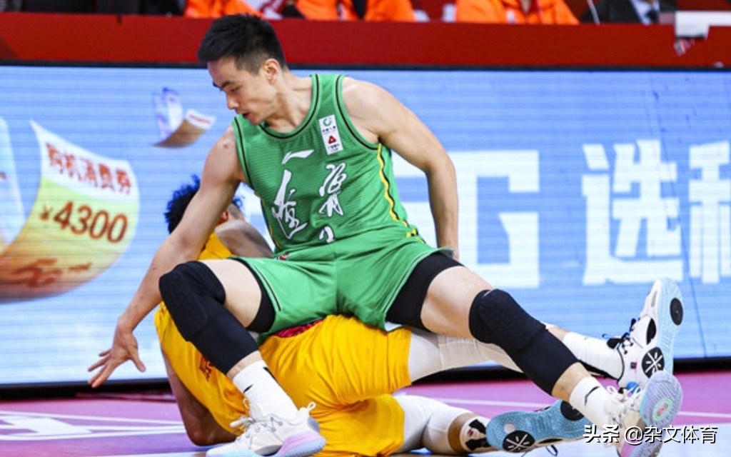 辽篮赵本山去了么,赵本山与辽篮合作