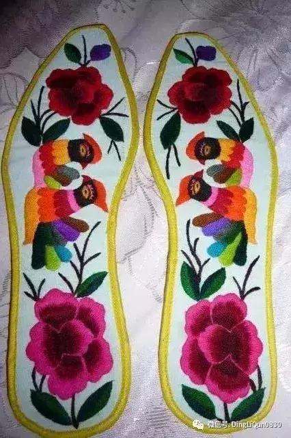 鞋垫上的刺绣艺术欣赏,鞋垫刺绣怎么刺绣熊猫嘴巴