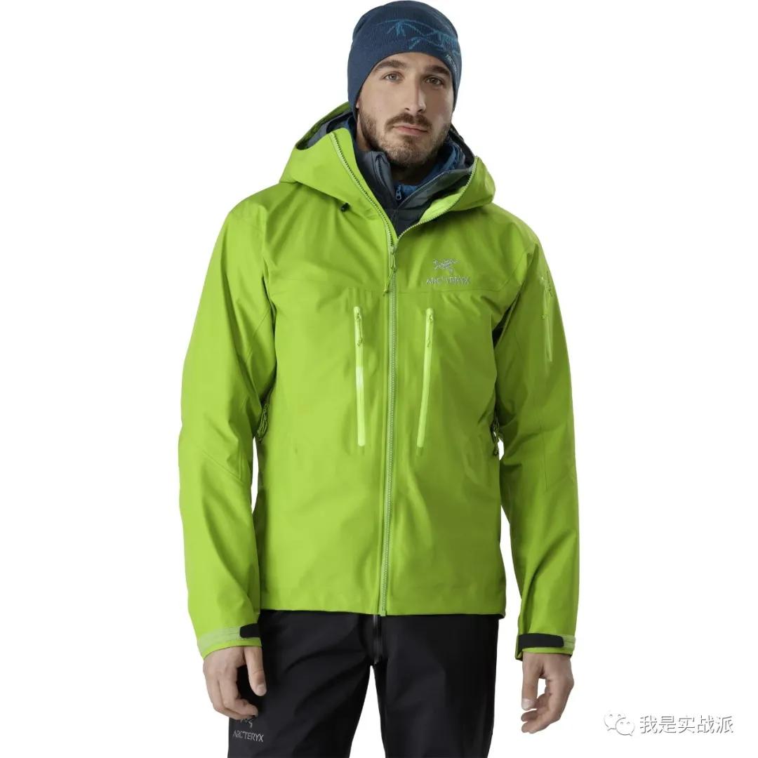 始祖鸟冲锋衣betalt和alphasv怎么选,始祖鸟冲锋衣alphasv6代黑金和蓝色