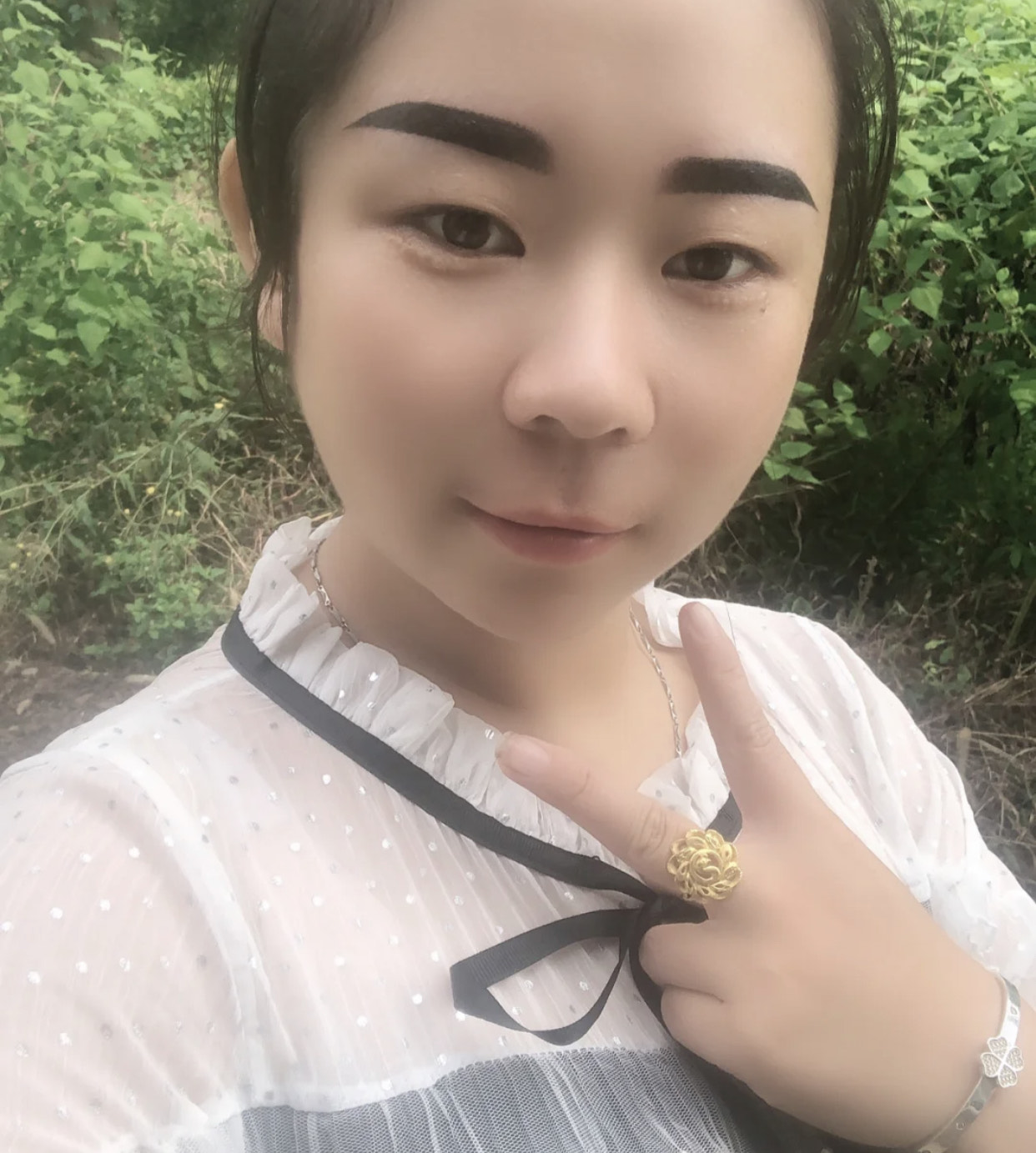 为什么很多人纹眉不植眉,纹眉这么难看为什么还有人去纹