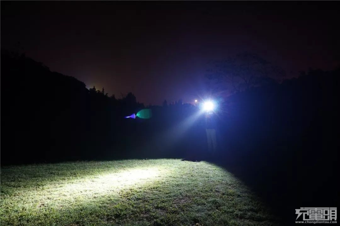 fenix菲尼克斯pd36r强光手电测评,fenixpd36rv2.0战术手电筒