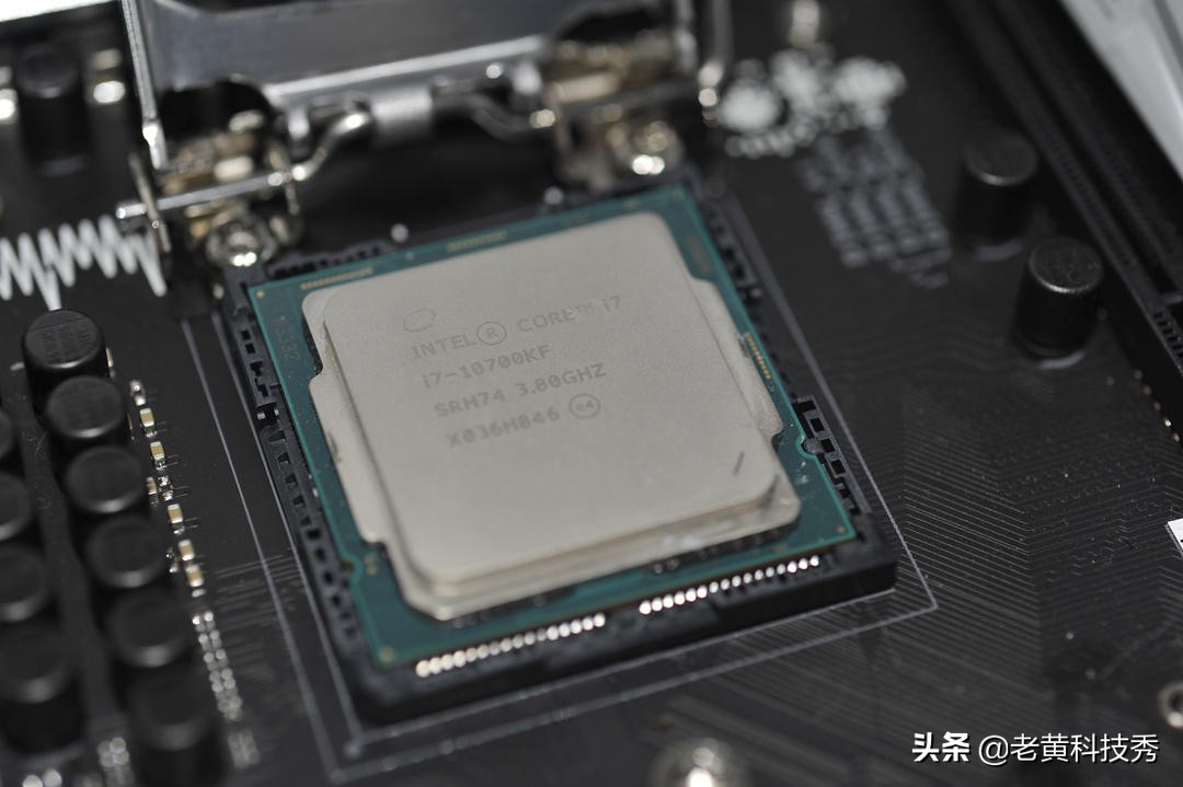 百元出头的散热号称能压5.0G的i7？我测完差点笑出声