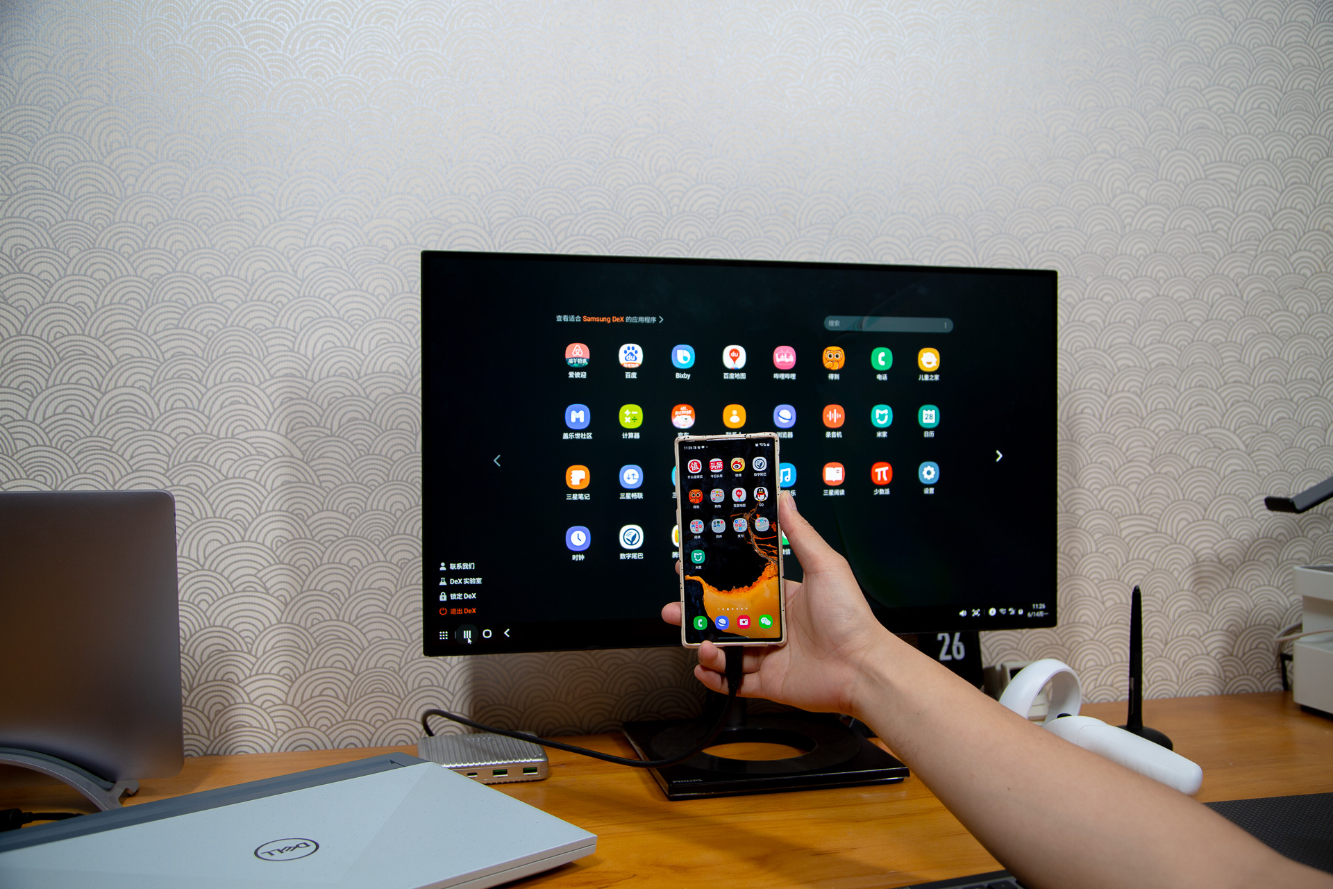 用了20年的飞利浦,用了一年的屏幕